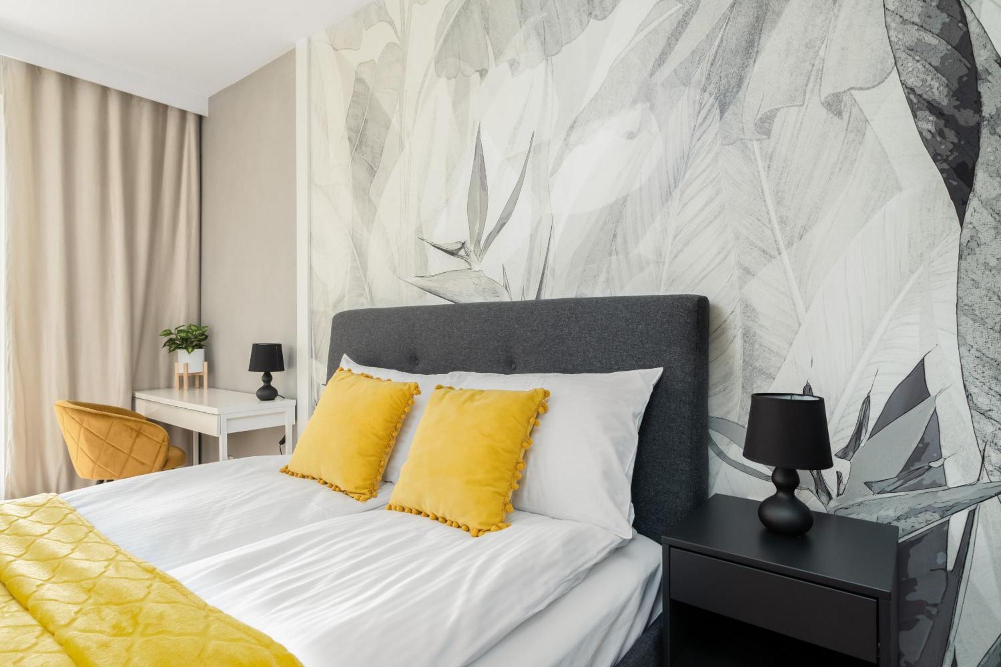 Spacious Niemena With Free Garage By Renters * Poznan